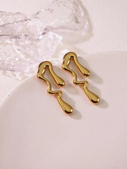 Bosta Earrings
